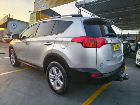 TOYOTA RAV4 2.0 4X2 16V GASOLINA 4P AUTOMÁTICO TOYOTA RAV4 2.0 4X2 16V GASOLINA 4P AUTOMÁTICO